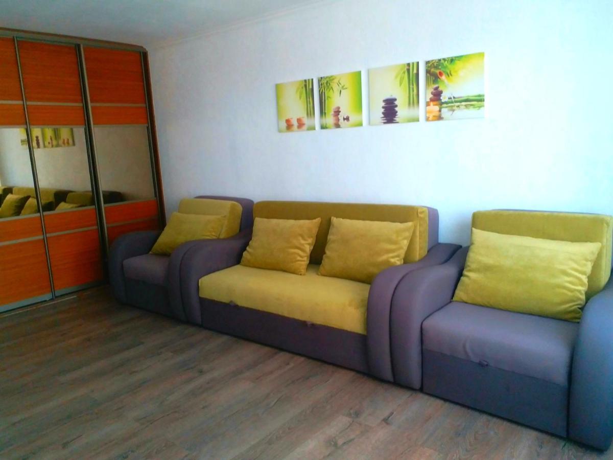 Kozzy Apartment In Kiev City Center Lu7 Exterior foto